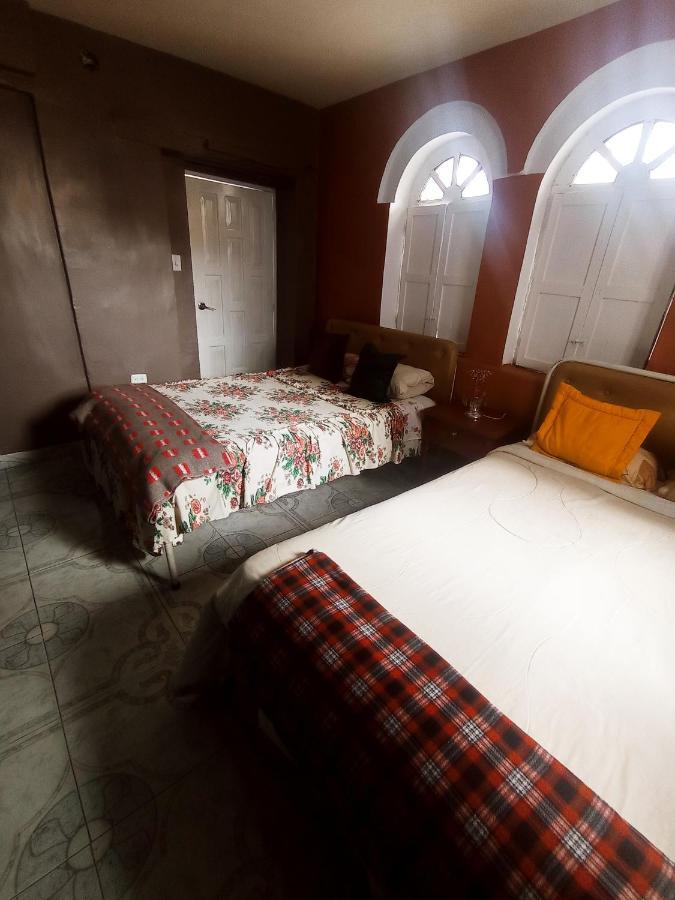 Hotel El Panecillo-Tanta Кіто Екстер'єр фото